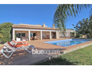 4-bedroom villa and studio with..