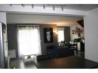 3 bedroom House For Sale: 86000 POITIERS