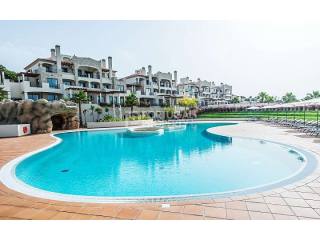 Fantastic Penthouse Apartment With Sea..
