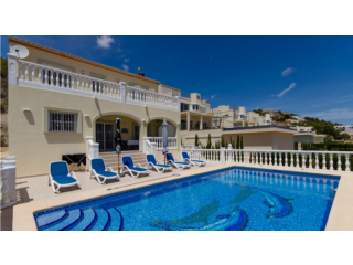 V1570 - Luxury Villa With Magnificient..