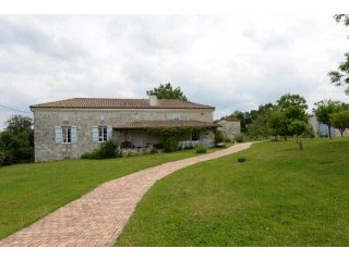 Quercy Stone Farmhouse In 2 Acres..