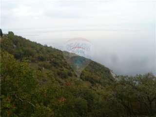 BRSEČ - 26.000 m2 - POLJOPRIVREDNOG TERENA UZ MORE