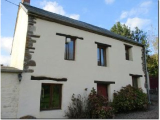 Lovely Country House with Open Views