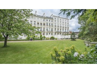 11 Hyde Park Gardens, W2