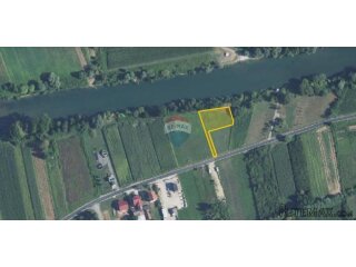 Ozalj, Trška - građevinsko zemljište 1433 m2 uz rijeku Kupu