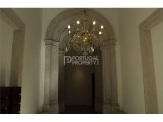 Brand new apartment with 4 bedrooms in..