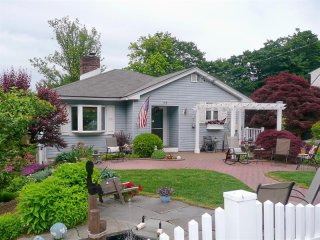 2 bedroom House For Sale: 44 Woodland..