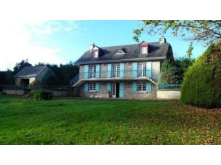 Lovely detached stonebuilt property..