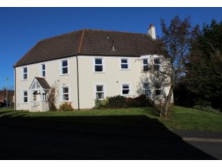 8 Hillberry Heights, Governors Hill..