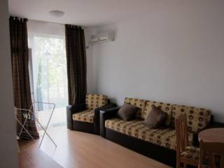 Elegant apartment with 2 bedrooms close..
