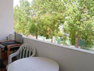 2 Bedroom Apartment with Parking