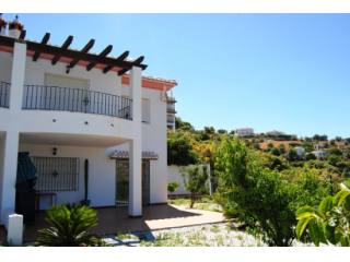 Villa for Sale in Canillas De Albaida..