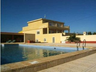 12 Bedroom 9 Bathroom Villa In Los..