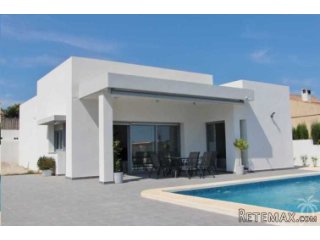 These villas are being built in Benijofar, a nice..