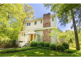 3 bedroom House For Sale: 10 E Inwood..