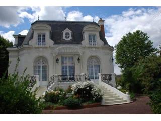 5 bedroom House For Sale: 41000 BLOIS