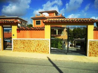 Fabulous 5 Beds Executive Villa Sps6396