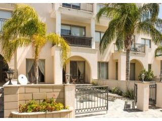 For Sale : Ground Floor Apartment -..