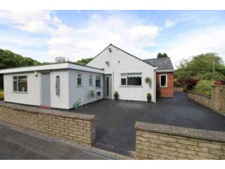 4 bedroom, Detached Bungalow house for..