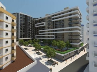 4 Bedroom Apartment Next To Praia Da..