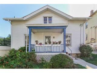 2 bedroom Residence For Sale: Sleepy..