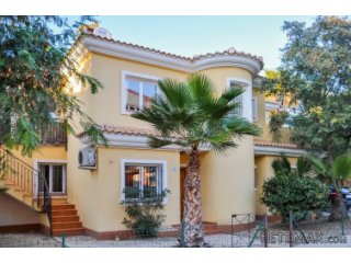 Superb villa on two levels on the Bonalba golf course (hole..
