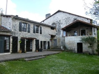 Two Bedroom House With Two Bedroom Gite