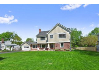 5 bedroom House For Sale: 129 Croton..