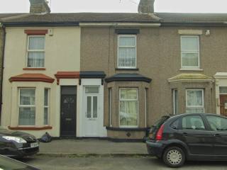 2 bedroom house in SHEERNESS