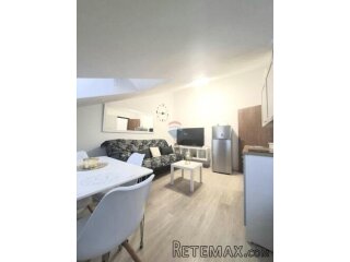 Selce, Crikvenica- stan u potkrovlju, 500m od mora