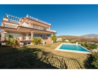 VILLA FOR SALE IN LOS FLAMINGOS