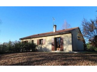 4 Bed Villa With Garage Close To..