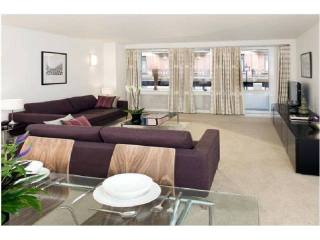 Weymouth Street, Fitzrovia, London W1W