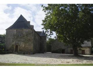 3 bedroom Manor House For Sale: 35370..