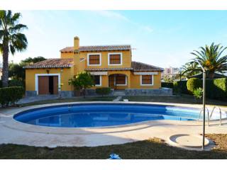 Detached villa for sale 1.200.000..