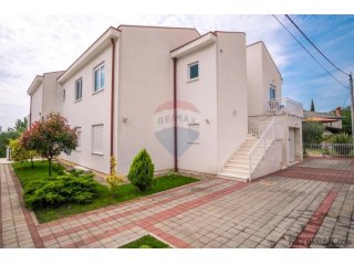 STAMBENO TURISTIČKI OBJEKT – IKA, 420m2, blizina mora