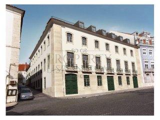 T4 Lisbon Apartment with City view for..