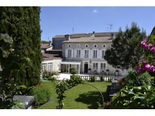 6 bedroom Character For Sale: 16300..