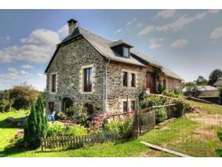 Nr Argentat (19) - For sale spacious..