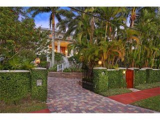 3 bedroom House For Sale: 96 N..