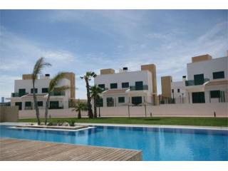 3 bedroom Villa For Sale: Semi Detached..