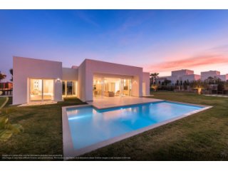 Beautiful new build villa in Finestrat. This beautiful..
