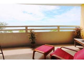 Nice Private 2 Bed Beachfront Condo -..