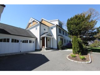 3 bedroom House For Sale: 44 Orchard..