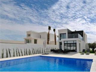 4 bedroom Villa For Sale: Villa Asis..