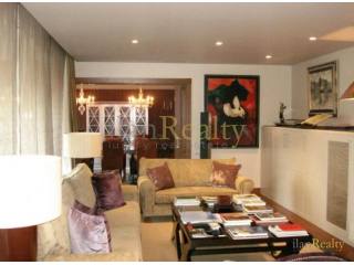 Luxury top quality apartment for sale..