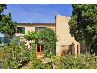 Finca in privileged area on the..