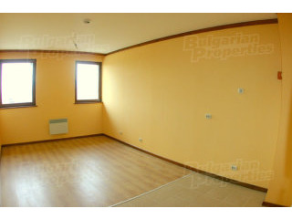 Luxury 1-Bedroom Apartment With..
