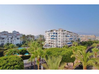Apartment For Sale In Marbella East..