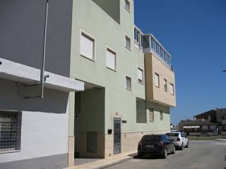 * 1ST FLOOR 2 BED APARTMENT